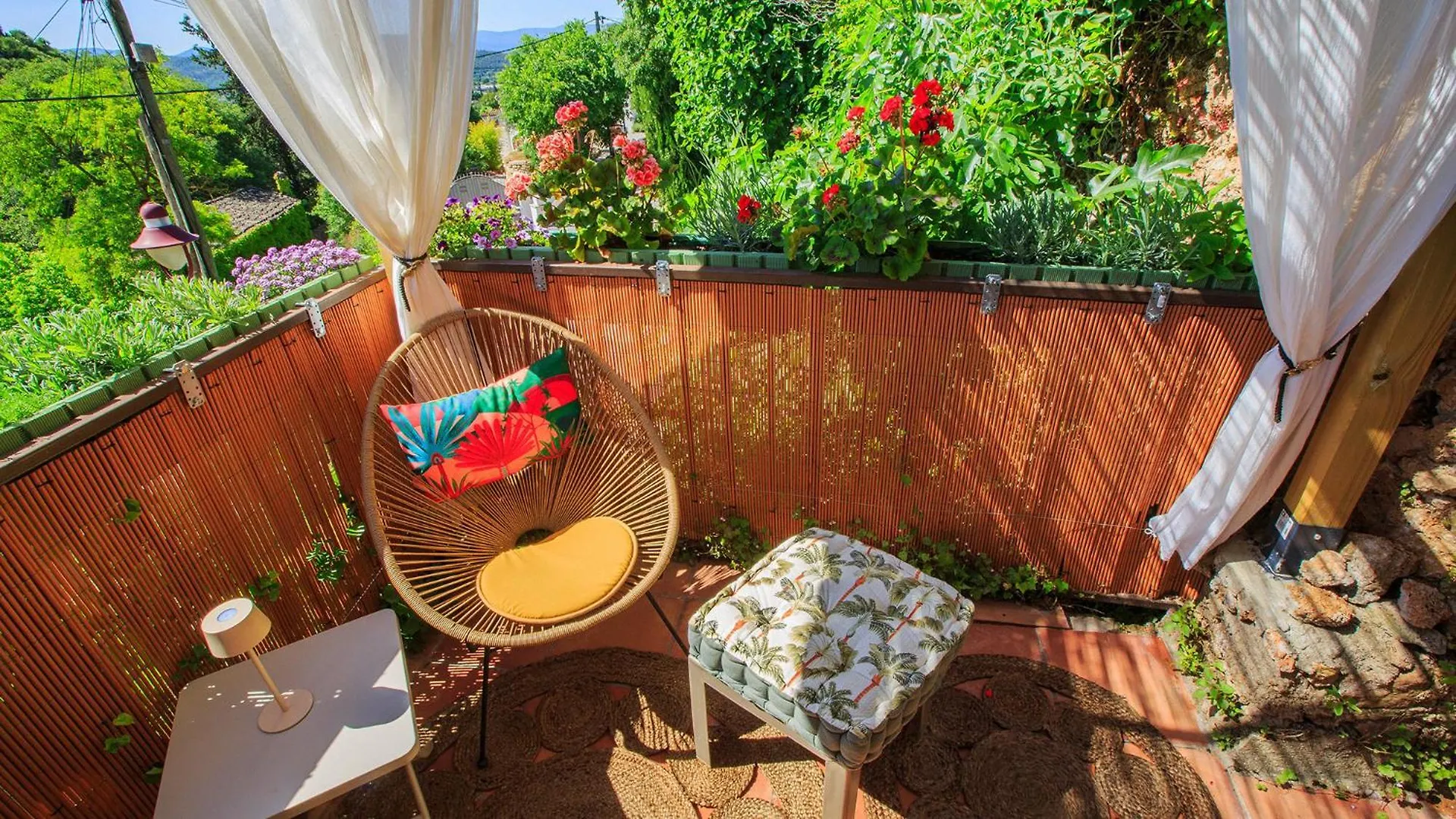 Les Arcs-sur-Argens Moulin Lombard B&B 0*, Les Arcs-sur-Argens فرنسا